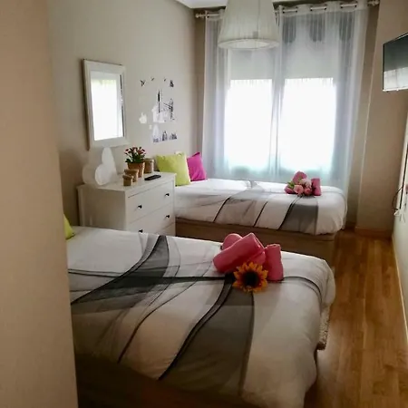 Ciudad Naranco Apartment